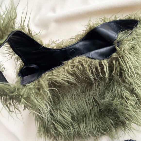 Dries Van Noten Fuzzy Tote Bag in Green - Picture 7 of 16